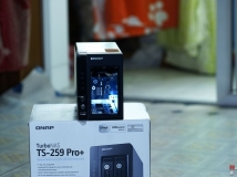 威联通QNAP TS-259P+开箱照片